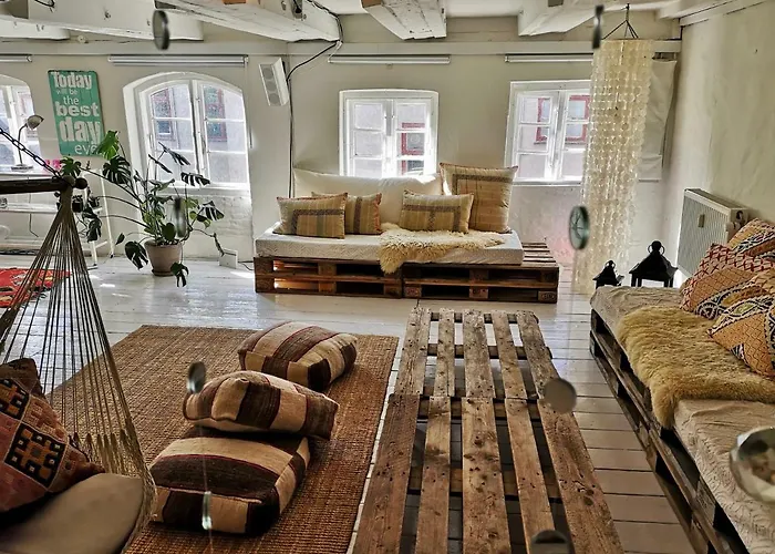 Charming And Beautiful Oasis In The Heart Of